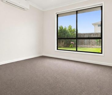 Comfortable Living with Modern Features! - Photo 3