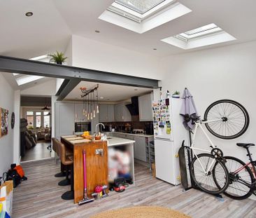 5 bedroom terraced house to rent - Photo 5