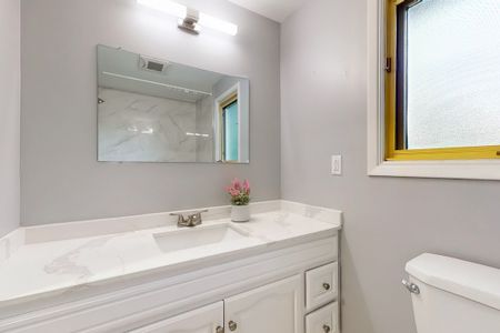 For Lease - 10 Townsend Road, Toronto, Ontario - Photo 4