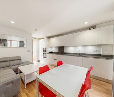 2 bedroom semi-detached house to rent - Photo 2