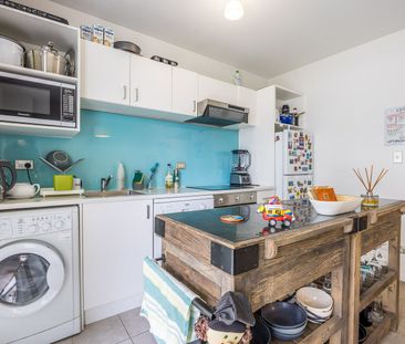 Downtown Sophistication - Photo 3