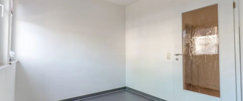 Renovierte ca. 85m² große 3-Zimmer-Wohnung mit Balkon in Südwest-Ausrichtung in Hagen Hohenlimburg - Photo 1