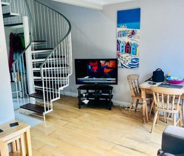 2 bedroom terraced house to rent - Photo 1