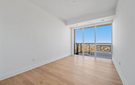 For Lease - 1035 Southdown Road Unit# LPH 1801, Mississauga, Ontario - Photo 2
