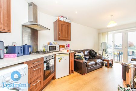 2 bed Apartment for Rent - Photo 5