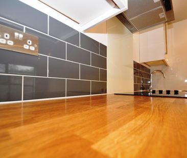 1 bedroom Apartment - Nursery Gardens, Welwyn Garden City - Photo 3