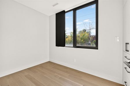 For Lease - 393 Perth Avenue Unit# 202, Toronto, Ontario - Photo 4