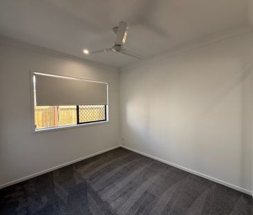 Brand New 4 Bedroom Home! - Photo 4