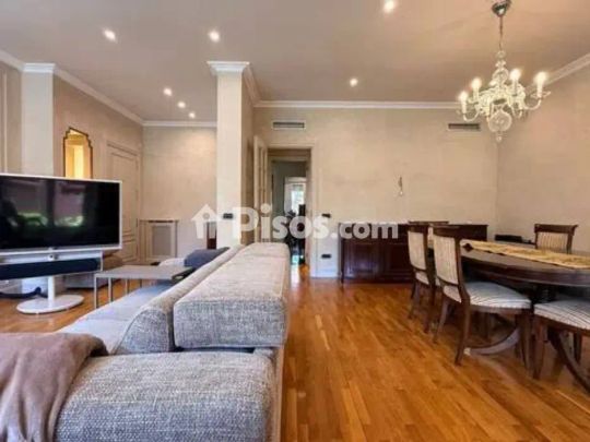 Piso en alquiler en Carrer d'Enric Giménez - Photo 1