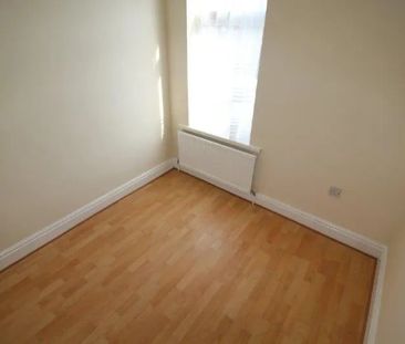 3 Bed Semi-Detached House, Hewitt Avenue, CV6 - Photo 4