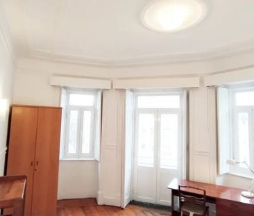 Rua Azedo Gneco, Lisbon, Lisbon 1350-035 - Photo 6