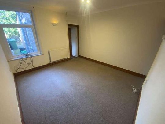 Clarence Road, Wisbech, PE13 - Photo 1