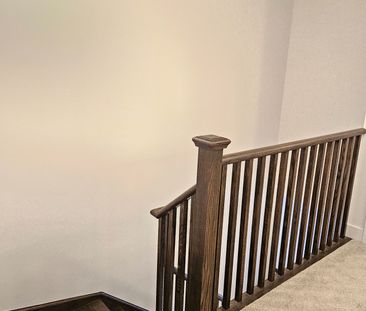 For Lease - 33 Turnberry Lane, Barrie, Ontario - Photo 3