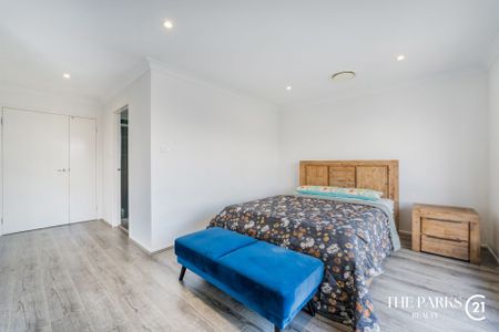 Ultra-Modern Family Home in the Heart of Marsden Park - Photo 2