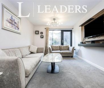 4 bedroom detached house to rent - Photo 1