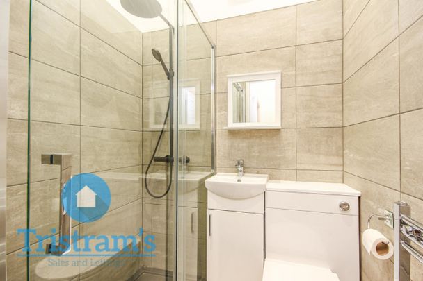 2 bed Apartment for Rent - Photo 1