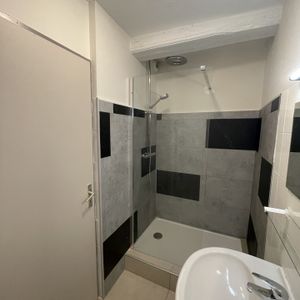 Location Appartement 2 pièces 32m² PIERRE DE BRESSE 71270 - Photo 3