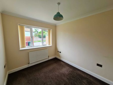 Grove Road, Selsey - Photo 4