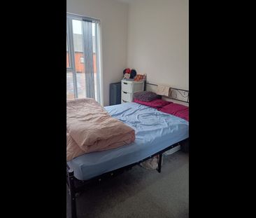 Room in a Shared House, Swan Place, LE3 - Photo 1