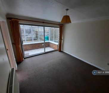 3 bedroom terraced house to rent - Photo 1