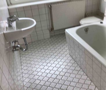 Gemütliche 3-Zimmer-Wohnung am Sonnenhügel frei! - Photo 1