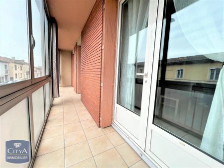 Appartement à louer 3 pièces 71.7m² - Photo 2