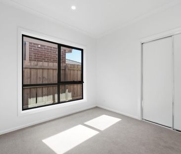 Brand New, Light Filled Family Living - Photo 1