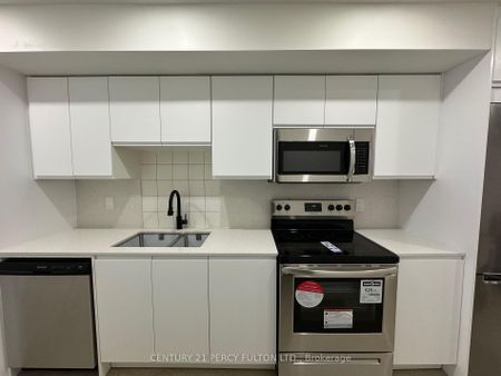 For Lease - 890 Ossington Avenue Unit# Bsmt, Toronto, Ontario - Photo 2