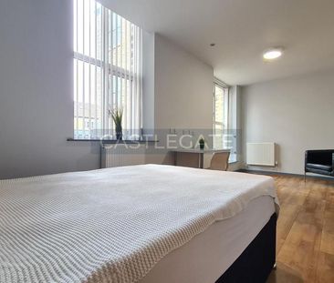 1 bedroom in a flat share to rent - Photo 6