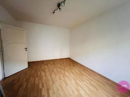 Pronájem krásného bytu 2+kk na ulici Dukelská v Olomouci. - Fotografie 3