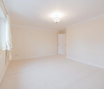 9103L Slateford Road, Edinburgh, EH14 1PB - Photo 2