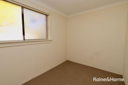 1/189 Piper Street, Bathurst, NSW 2795 - Photo 3