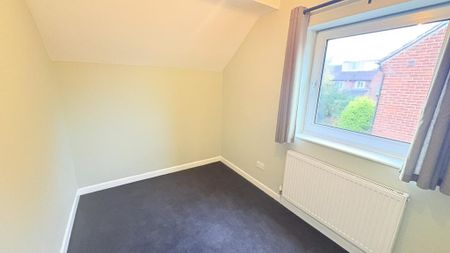 3 bedroom terraced house to rent - Photo 4