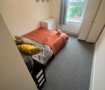 Cassio Road 17CASS - Room 3 - Photo 4