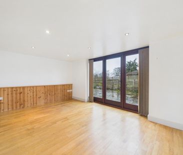 4 bedroom barn conversion to rent - Photo 3