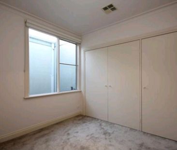 South Yarra - Photo 1