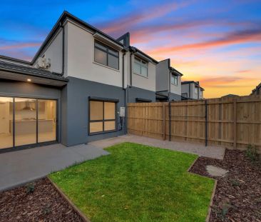 18 Redwater Drive, Mernda VIC 3754 - Photo 1