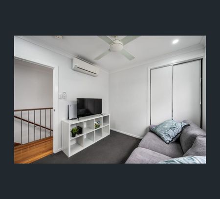 4/48 Brickfield Road, Aspley, Qld 4034 - Photo 2