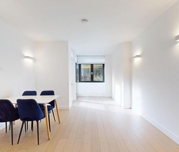 2 bedroom ground floor flat to rent - Photo 2