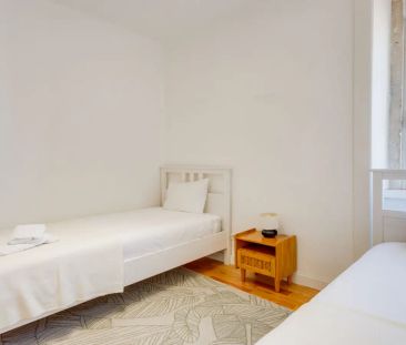 2-bedroom apartment for rent in Penha De França, Lisbon - Photo 6