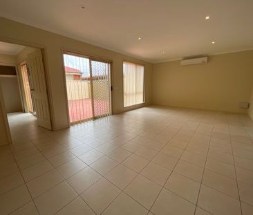 Lovely Low Maintenance 3 Bedroom Townhouse – Shepparton - Photo 5