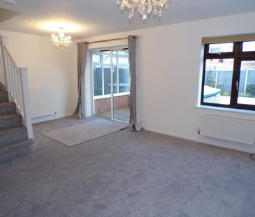 3 bedroom link detached house to rent - Photo 1