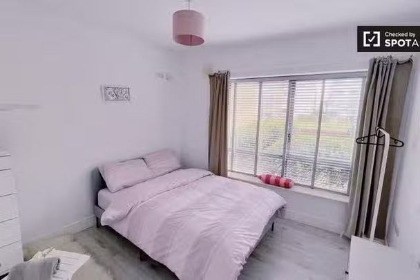 2-bedroom apartment for rent in County Dublin - Photo 1