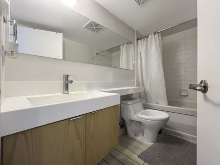 For Lease - 25 Telegram Mews Unit# 2611, Toronto, Ontario - Photo 4