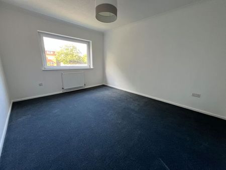 18 Westcliffe Road, Southport - Photo 3