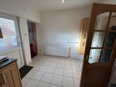 3 bedroom bungalow to rent - Photo 2