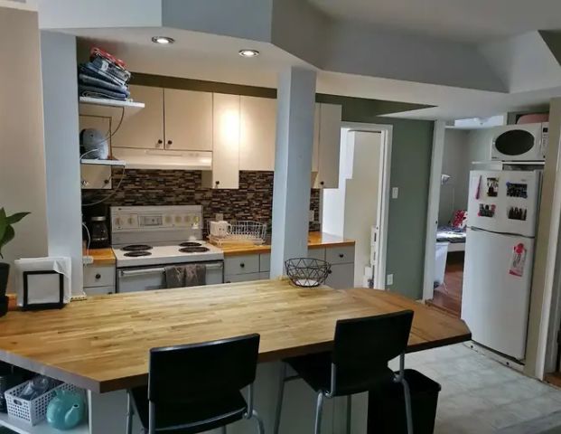 Cozy 2 bedroom legal suite | 10525 79 Ave NW, Edmonton - Photo 1