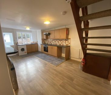 2 bedroom cottage to rent - Photo 3