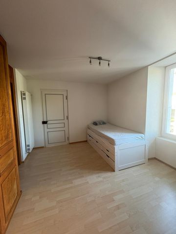 Superbe appartement de 5 pièces d’environ 120 m2 avec cachet au 1er étage - Photo 2