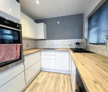 2 Bed Semi-Detached House, Hurston Road, BS4 - Photo 1